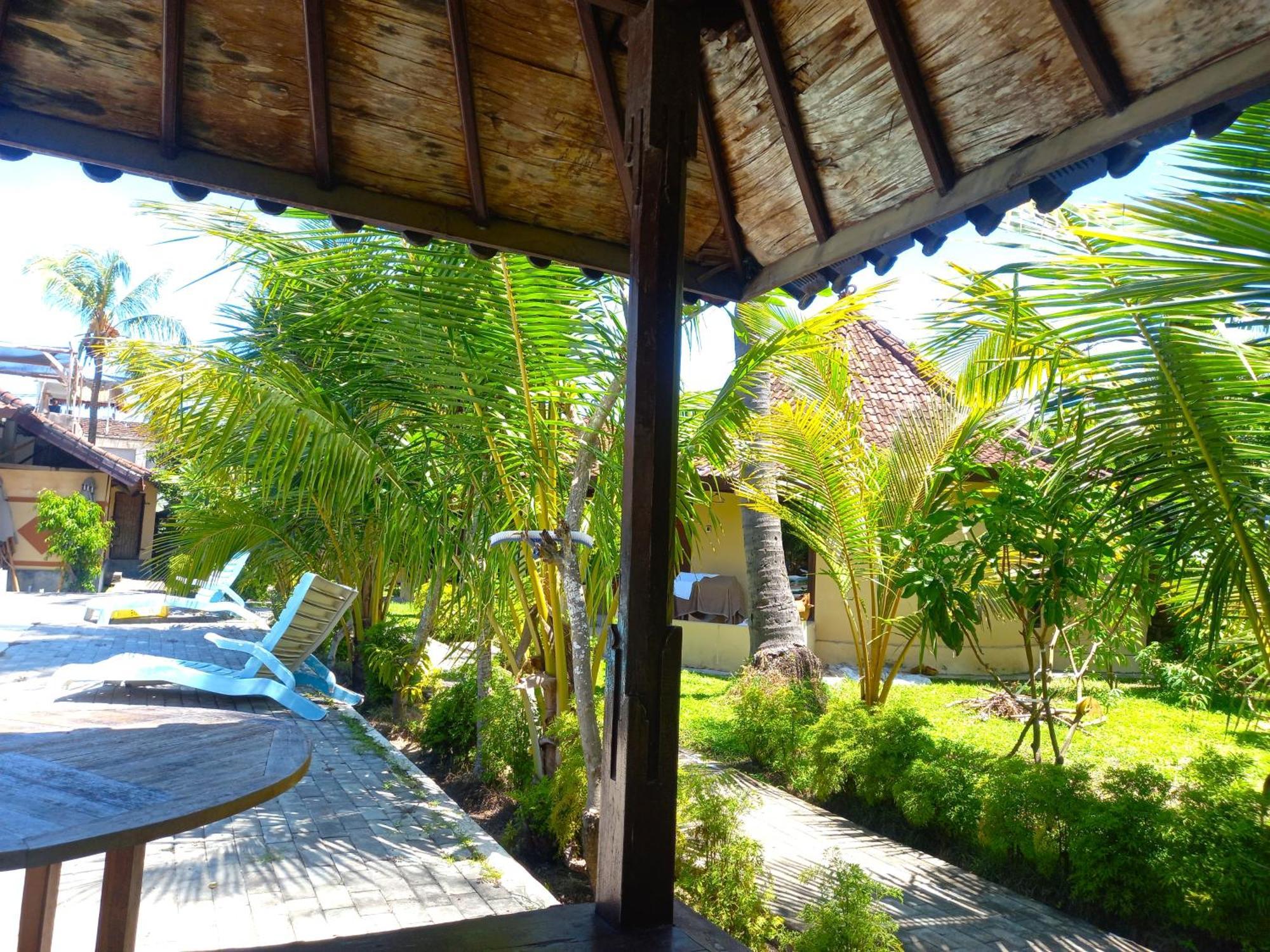 Gguesthouse Kuta  Экстерьер фото