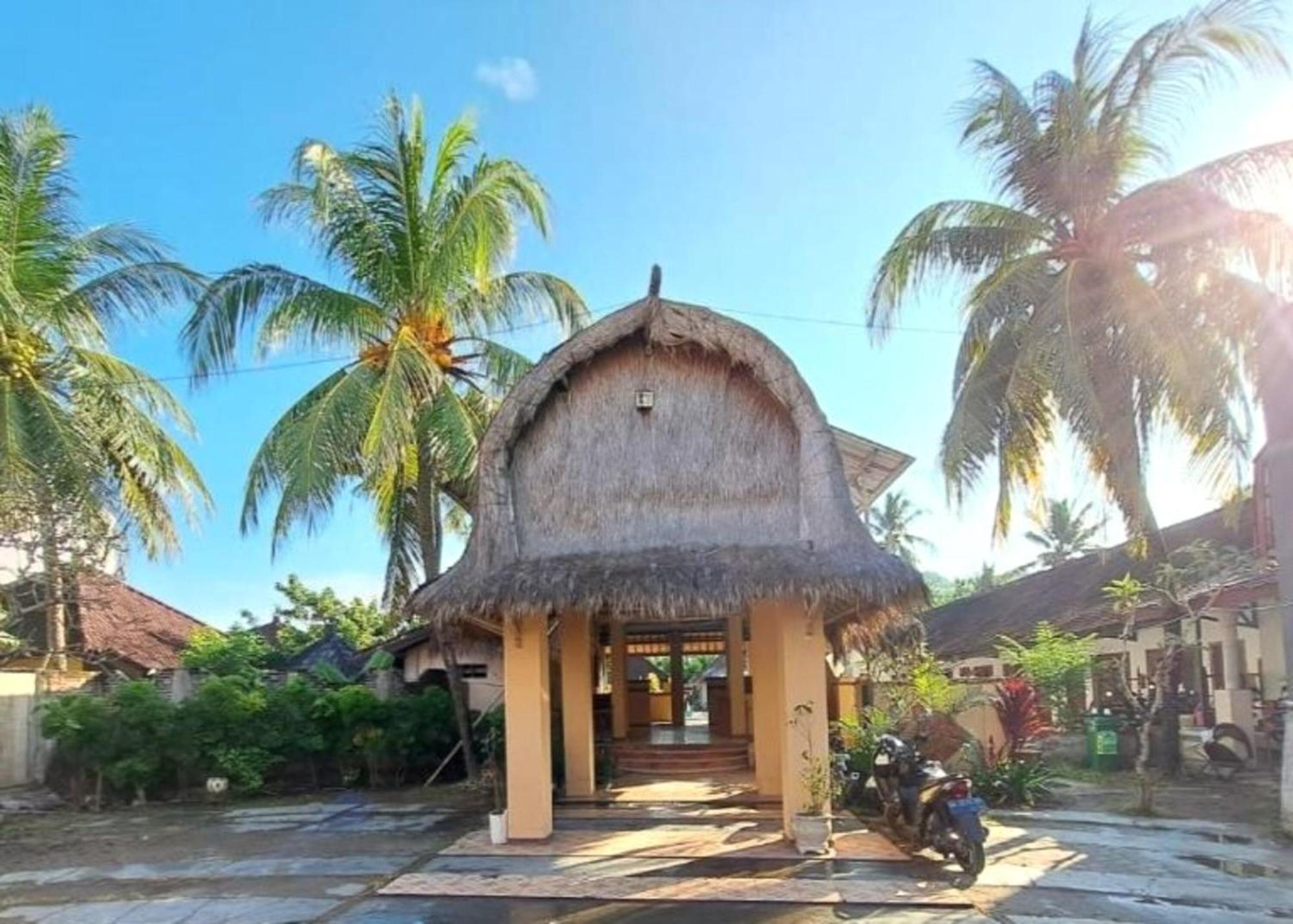 Gguesthouse Kuta  Экстерьер фото