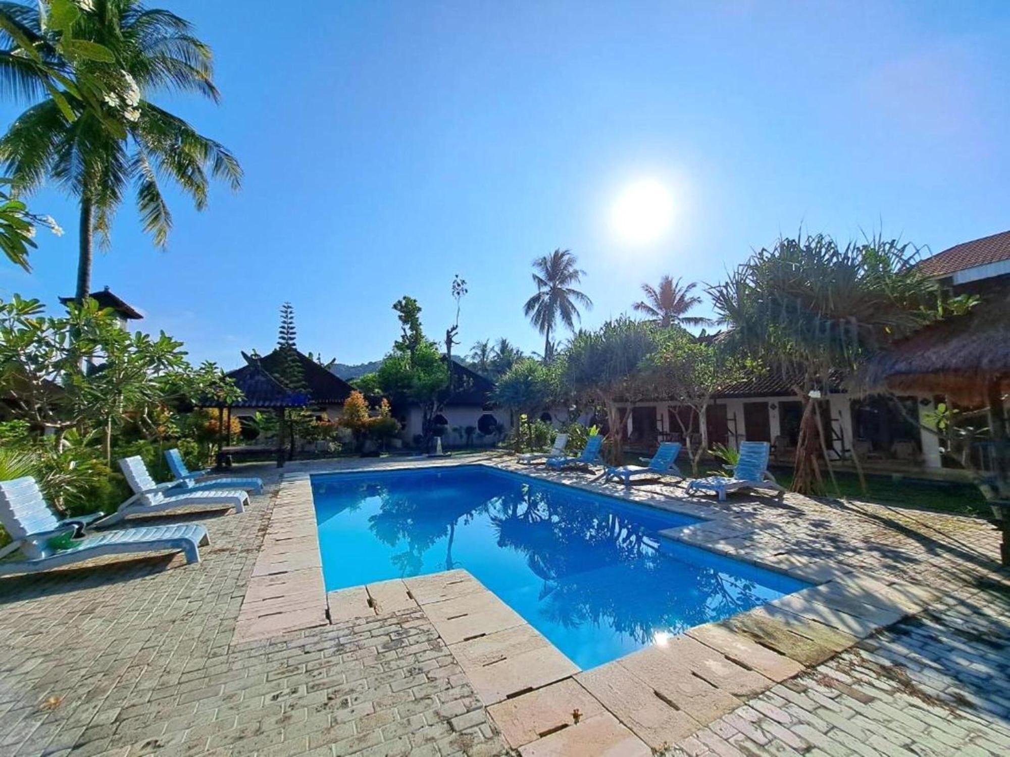 Gguesthouse Kuta  Экстерьер фото