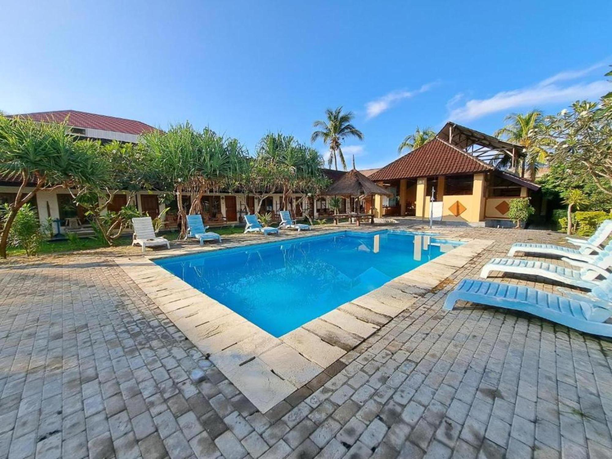 Gguesthouse Kuta  Экстерьер фото