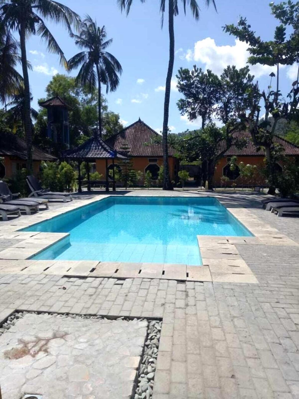 Gguesthouse Kuta  Экстерьер фото